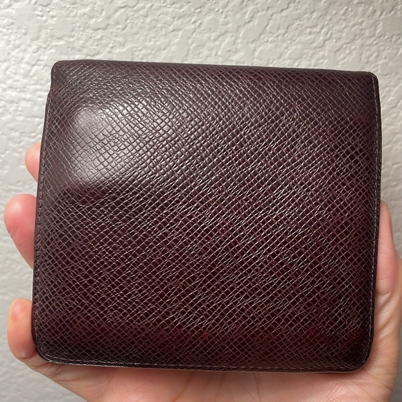 Vintage, Authentic, Louis Vuitton TAIGA  bi-fold wallet Bordeaux  Leather - Picture 3 of 15